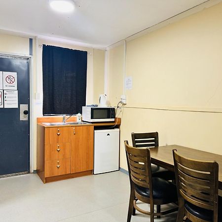 Black Rock Tourist Park South Hedland Exterior photo