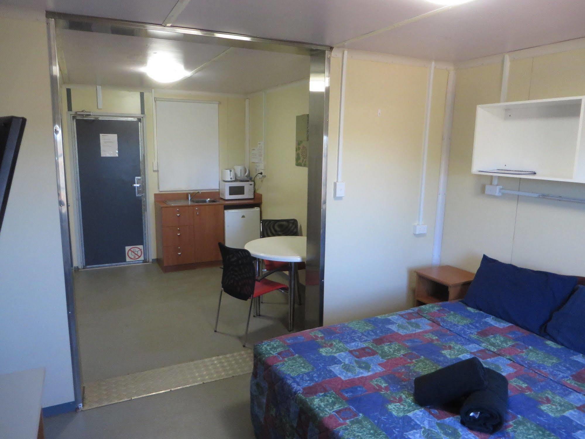 Black Rock Tourist Park South Hedland Exterior photo
