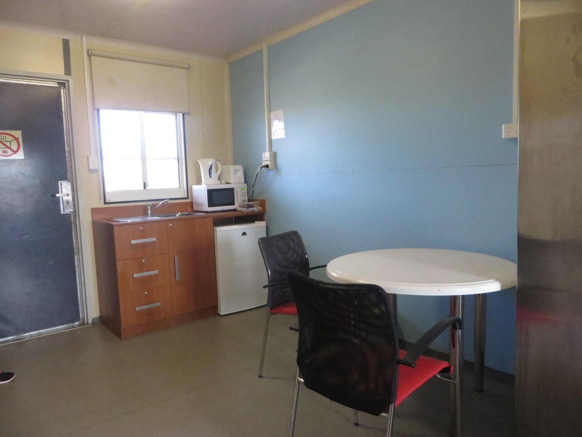 Black Rock Tourist Park South Hedland Exterior photo